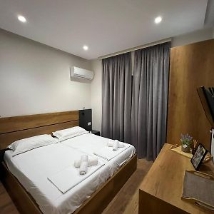 Urban Room 4